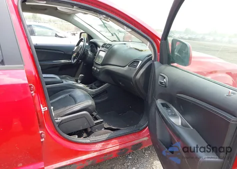 2018 Dodge Journey Crossroad Awd z USA, uszkodzony, nr VIN 3C4PDDGG7JT371075